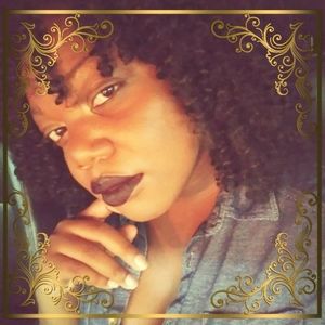 Meet your Posher, Sheena